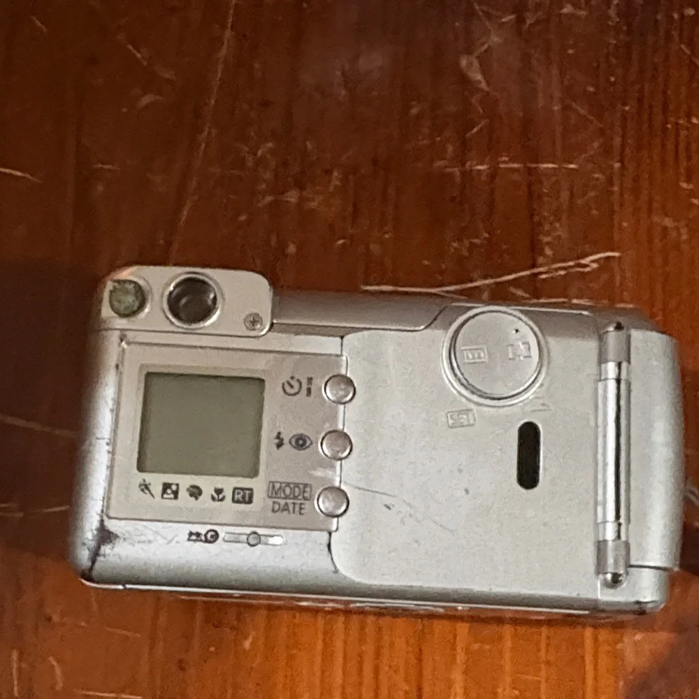 Canon Sure Shot z180u Camera Untested For Parts Only